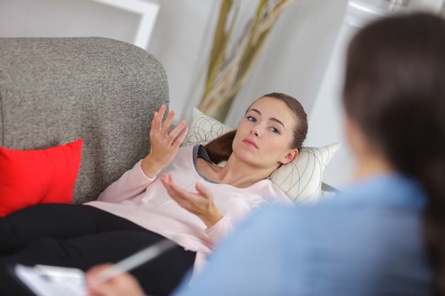 texas rehab centers female client learning the importance of Texas rehab centers